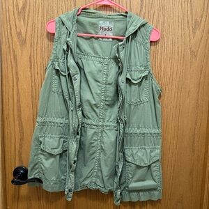 Mudd Olive Green Sleeveless Vest